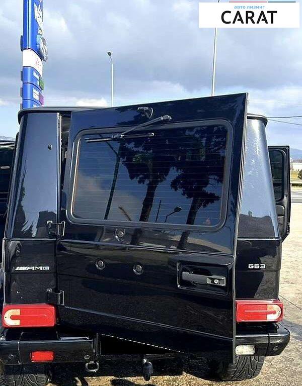 Mercedes-Benz G-Class 2011
