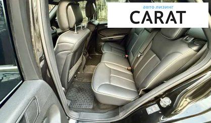 Mercedes-Benz M-Class 2011