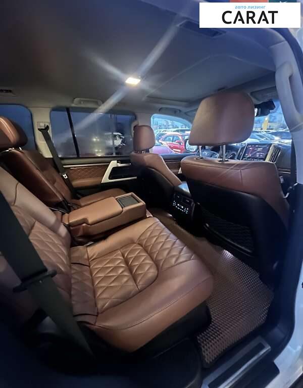 Toyota Land Cruiser (все) 2017