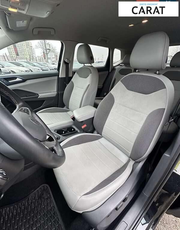 Volkswagen Taos 2022