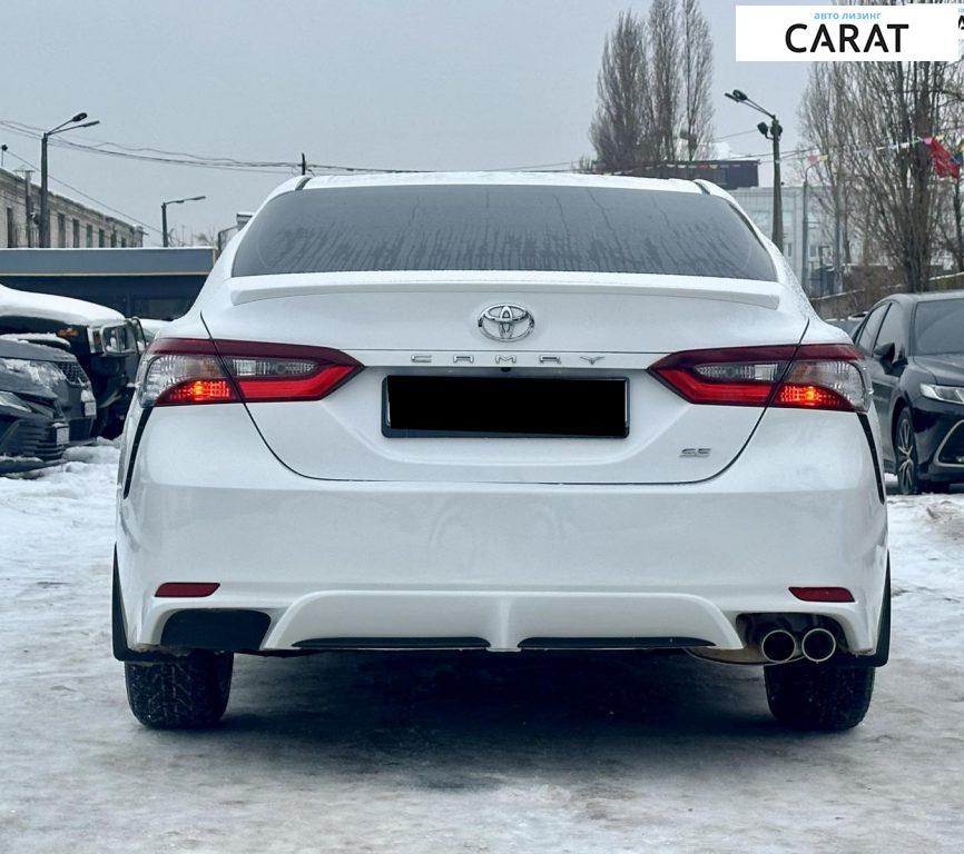 Toyota Camry 2021