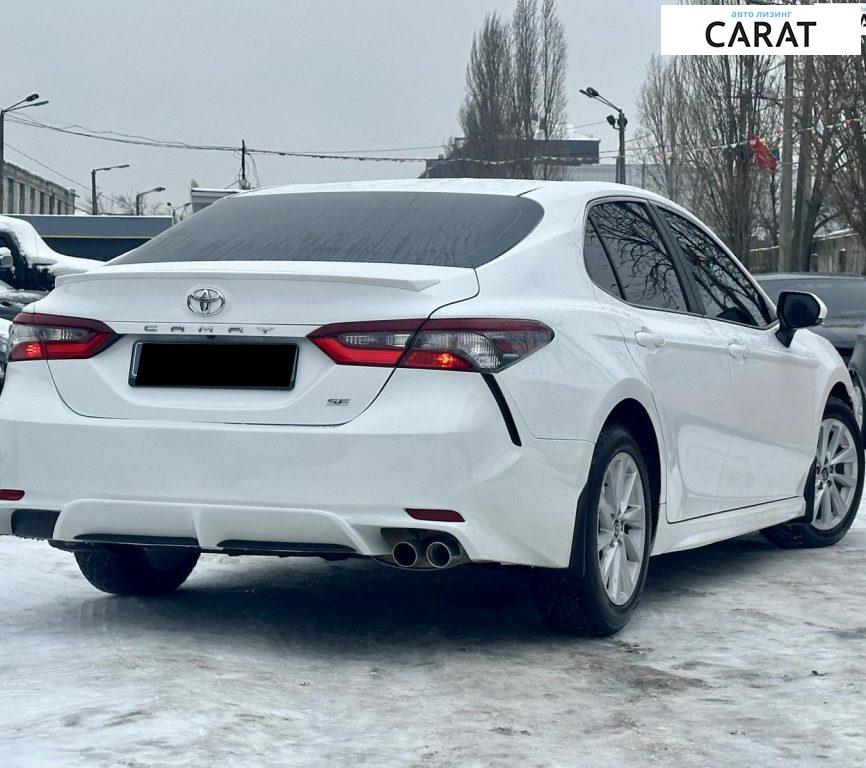 Toyota Camry 2021