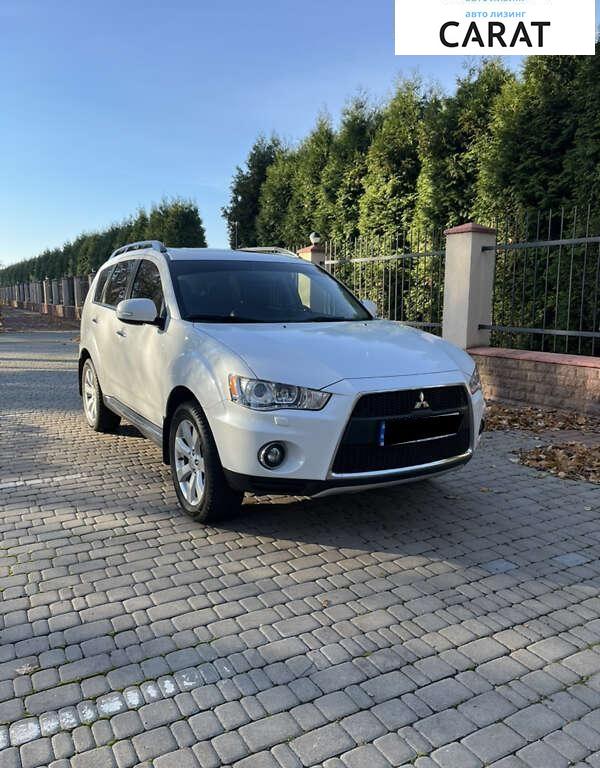 Mitsubishi Outlander 2011
