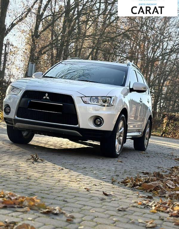 Mitsubishi Outlander 2011