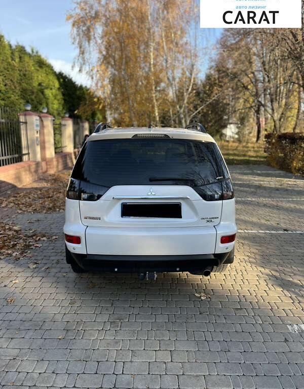 Mitsubishi Outlander 2011