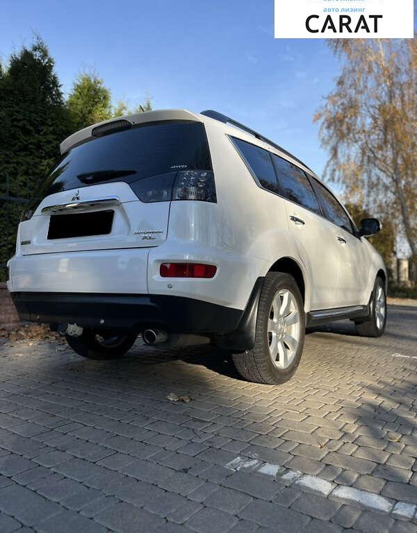 Mitsubishi Outlander 2011