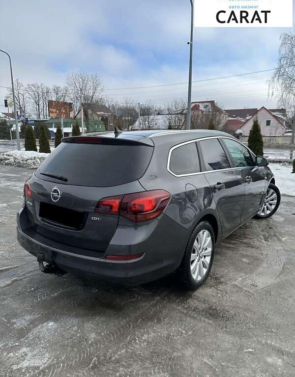 Opel Astra 2012