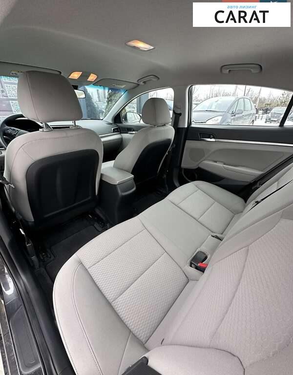 Hyundai Elantra 2020