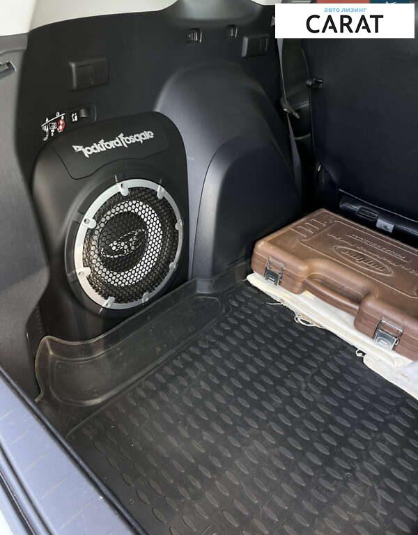 Mitsubishi Outlander 2011