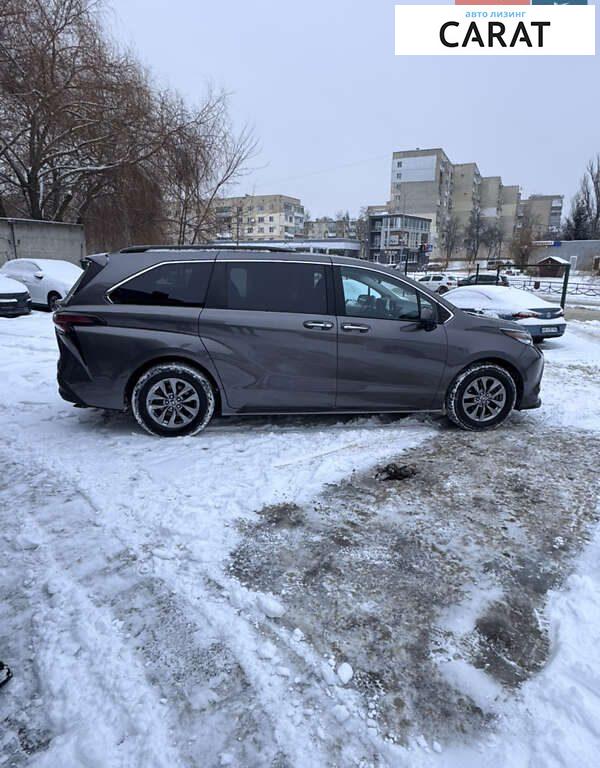 Toyota Sienna 2022