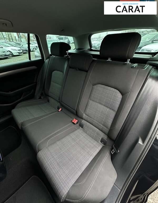 Volkswagen Passat 2021