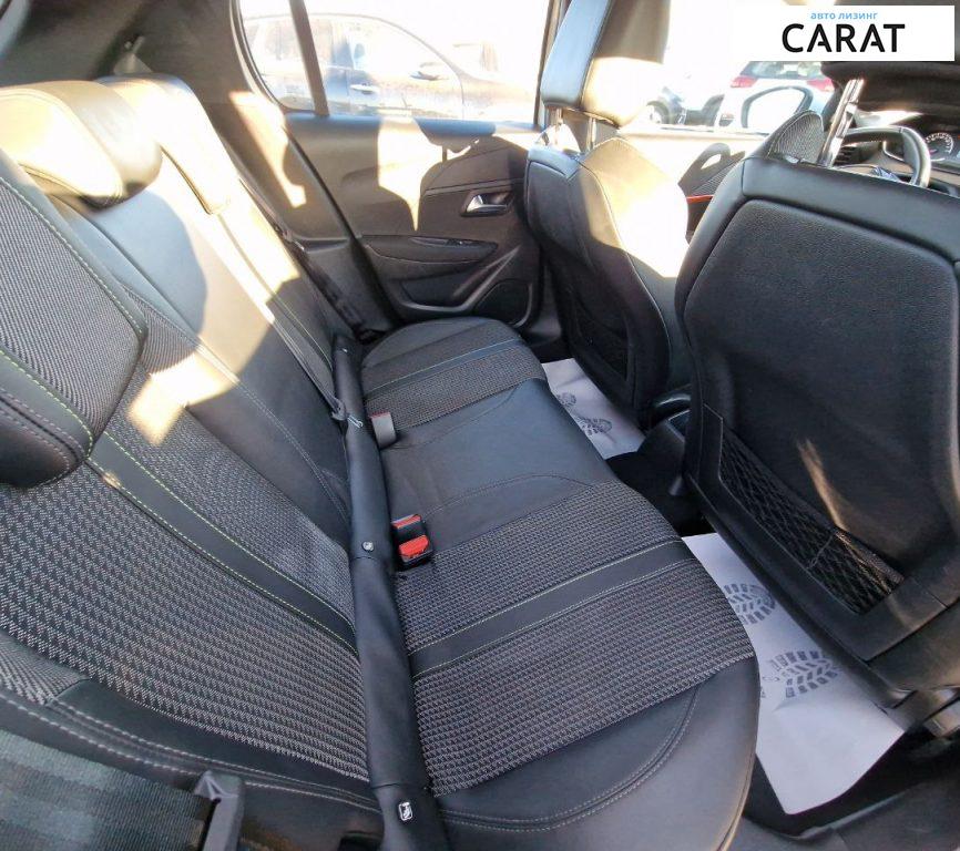 Peugeot 208 2021