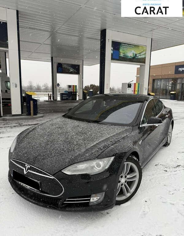 Tesla Model S 2015