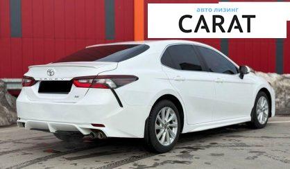 Toyota Camry 2021