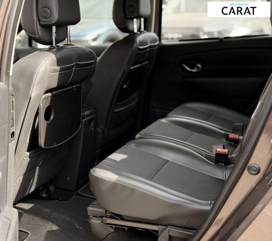 Renault Grand Scenic 2013