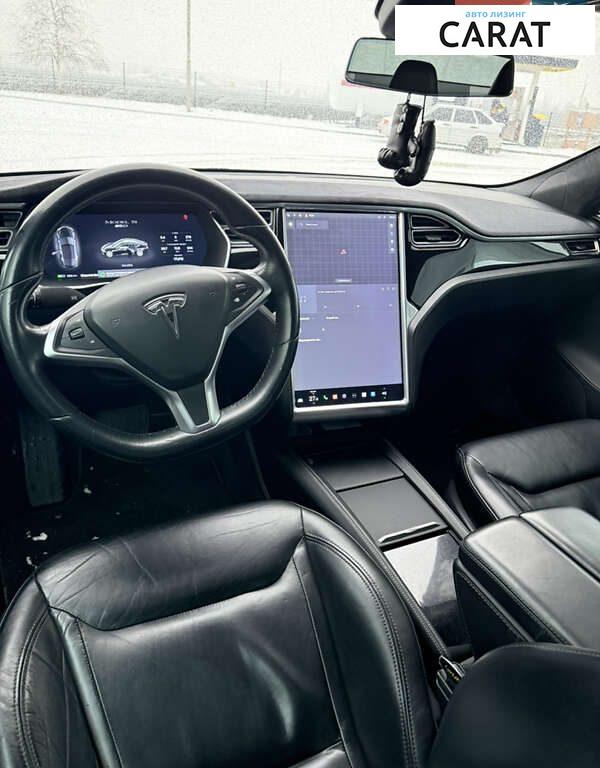 Tesla Model S 2015