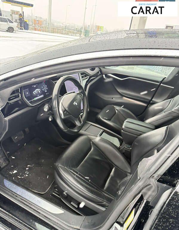 Tesla Model S 2015