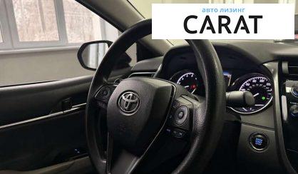 Toyota Camry 2019