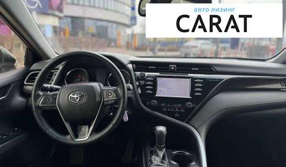 Toyota Camry 2019
