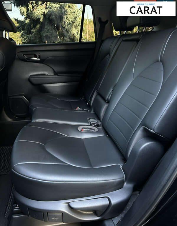 Toyota Highlander 2020