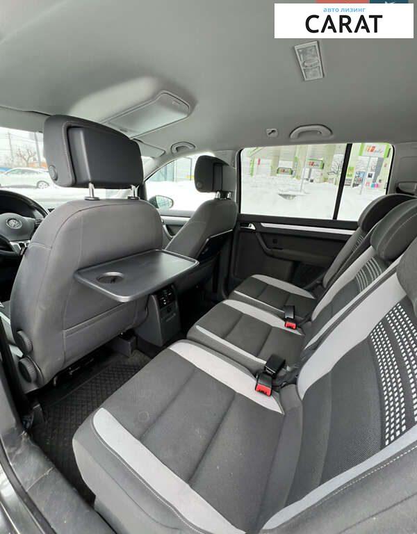 Volkswagen Touran 2013