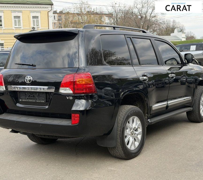 Toyota Land Cruiser 2012