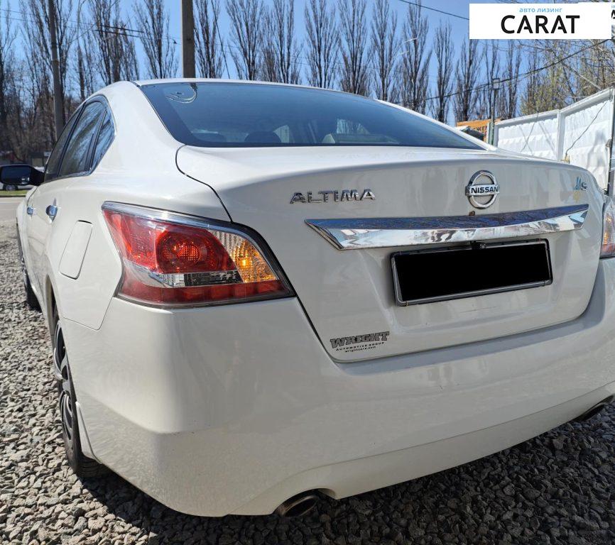 Nissan Altima 2015
