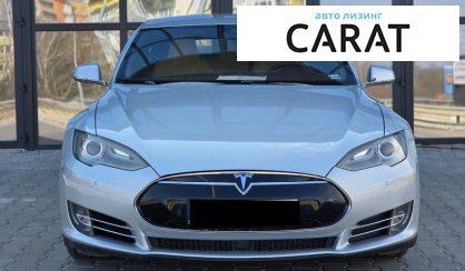 Tesla Model S 2015