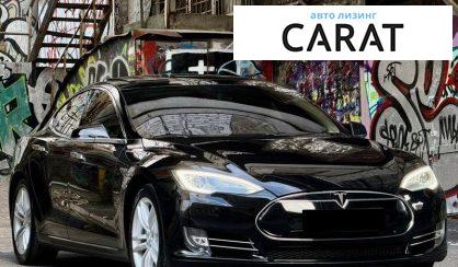 Tesla Model S 2014