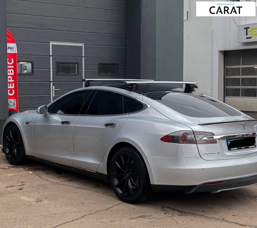 Tesla Model S 2013
