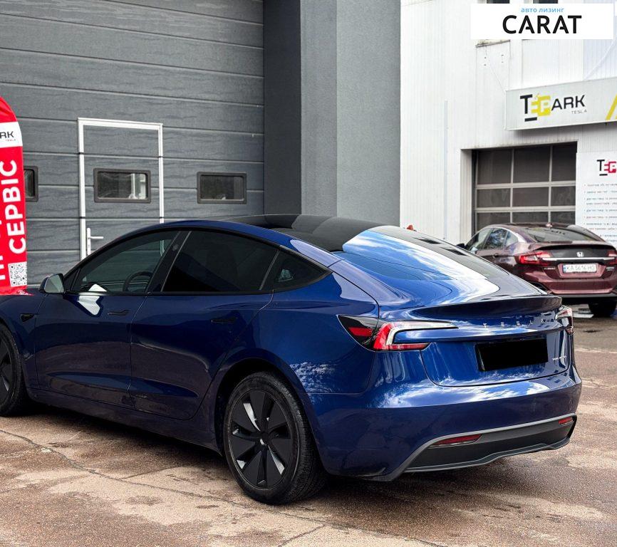 Tesla Model 3 2024