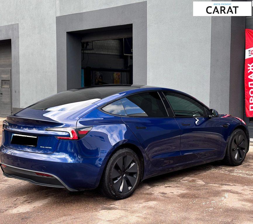 Tesla Model 3 2024