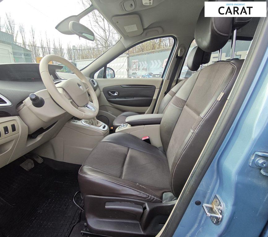 Renault Grand Scenic 2010