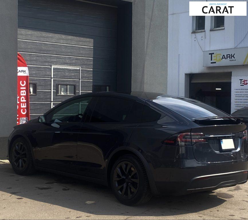 Tesla Model X 2024