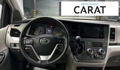 Toyota Sienna 2015