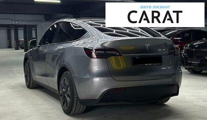 Tesla Model Y 2025