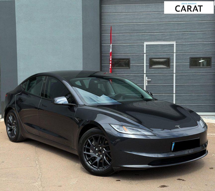 Tesla Model 3 2024