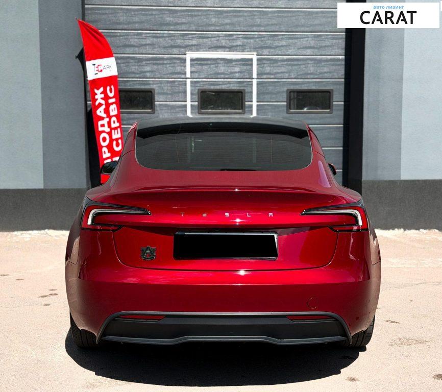 Tesla Model 3 2024