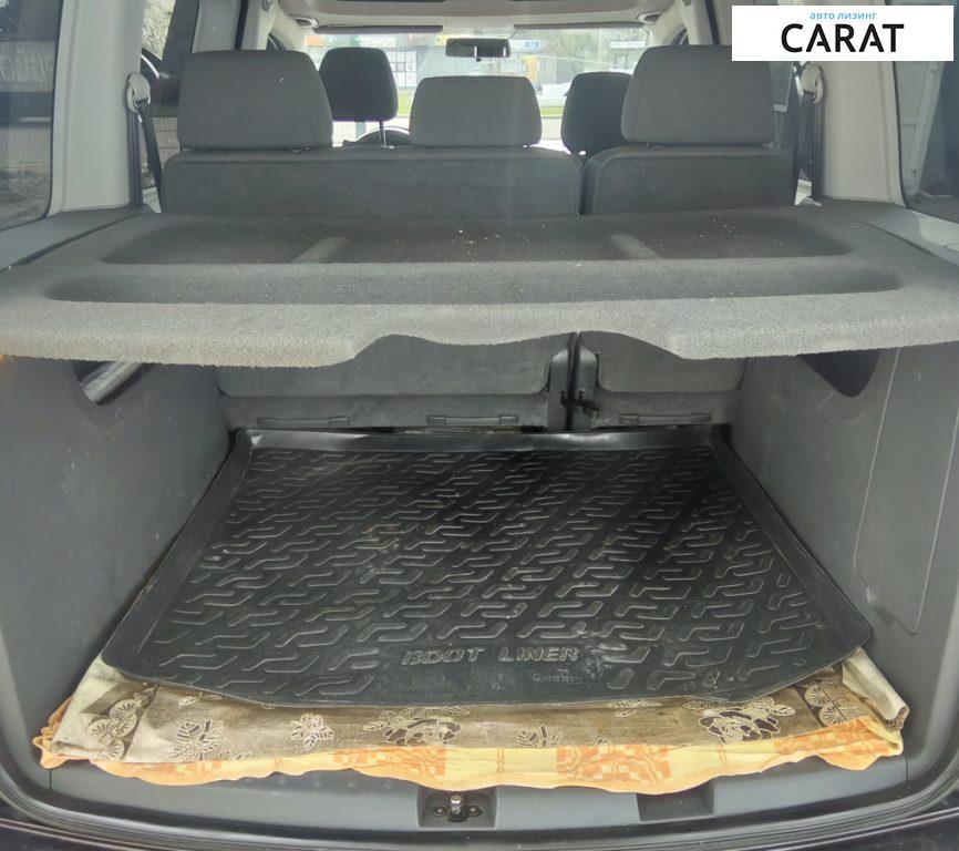 Volkswagen Caddy 2011