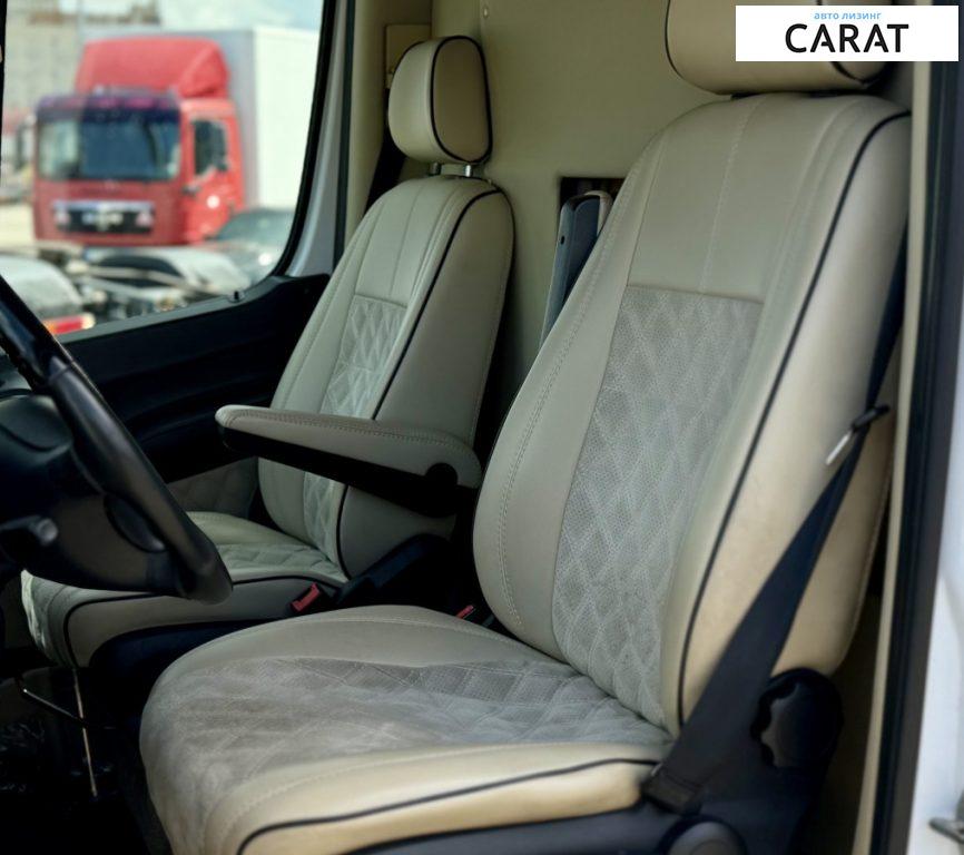 Mercedes-Benz Sprinter 2011