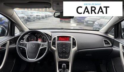 Opel Astra 2011