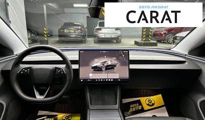 Tesla Model 3 2024