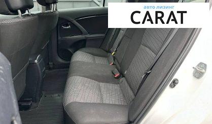 Toyota Avensis 2011