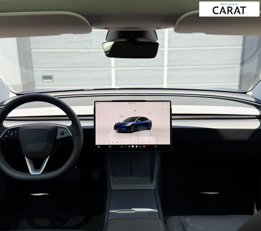 Tesla Model 3 2024