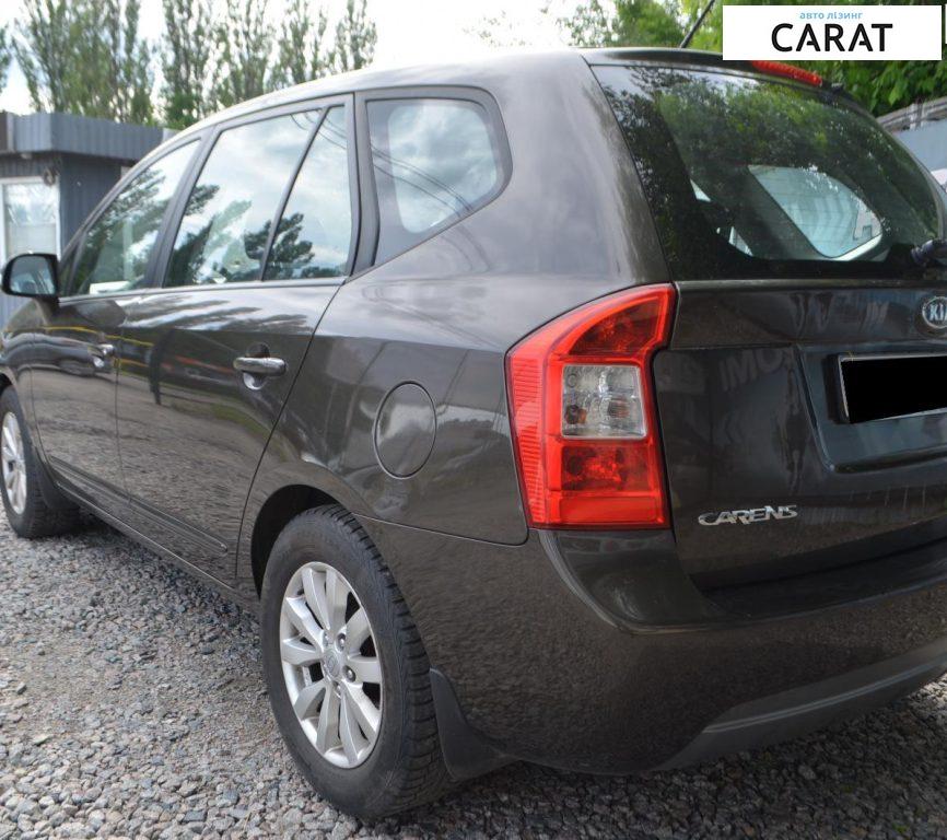 Kia Carens 2011