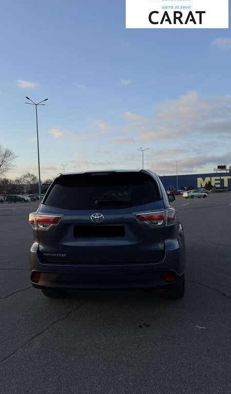 Toyota Highlander 2015