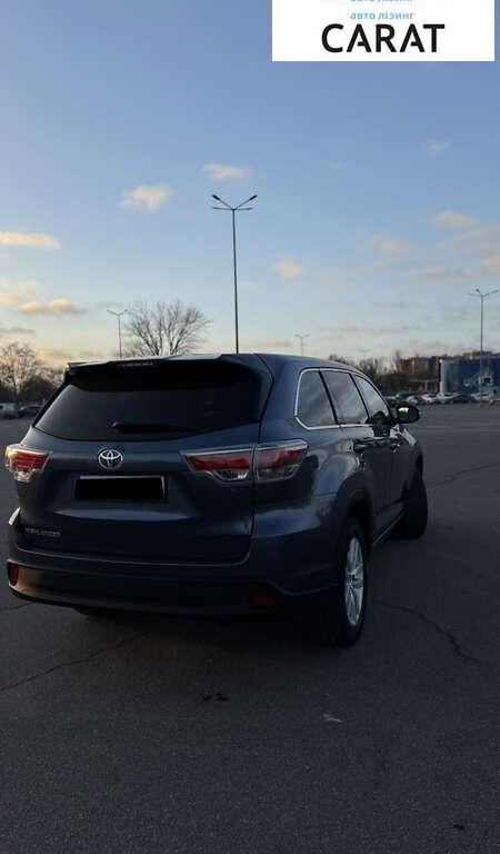Toyota Highlander 2015