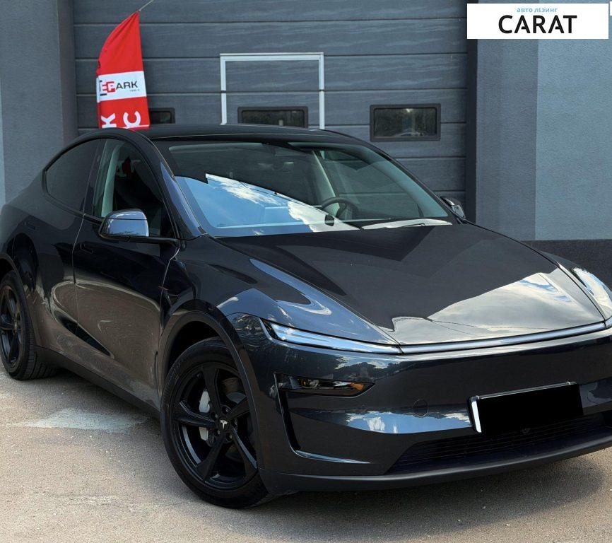 Tesla Model Y 2025