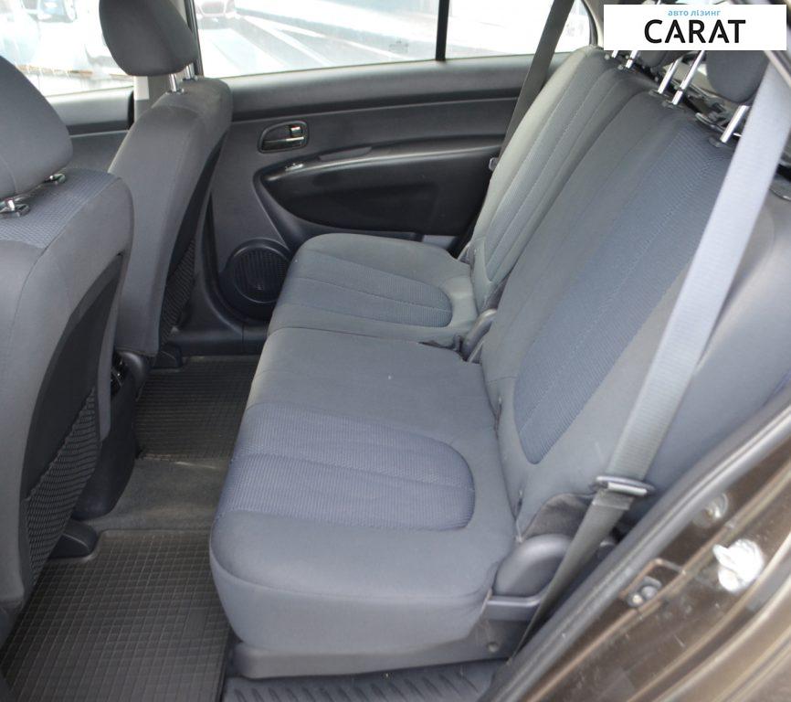 Kia Carens 2011