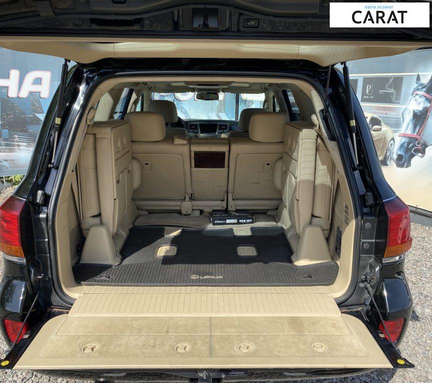 Lexus LX 2008